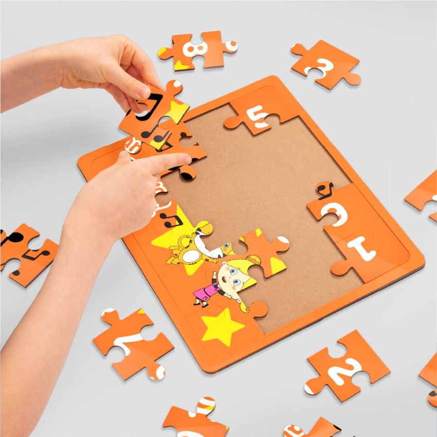 Pevan & Sarah Jigsaw Puzzles product preview image
